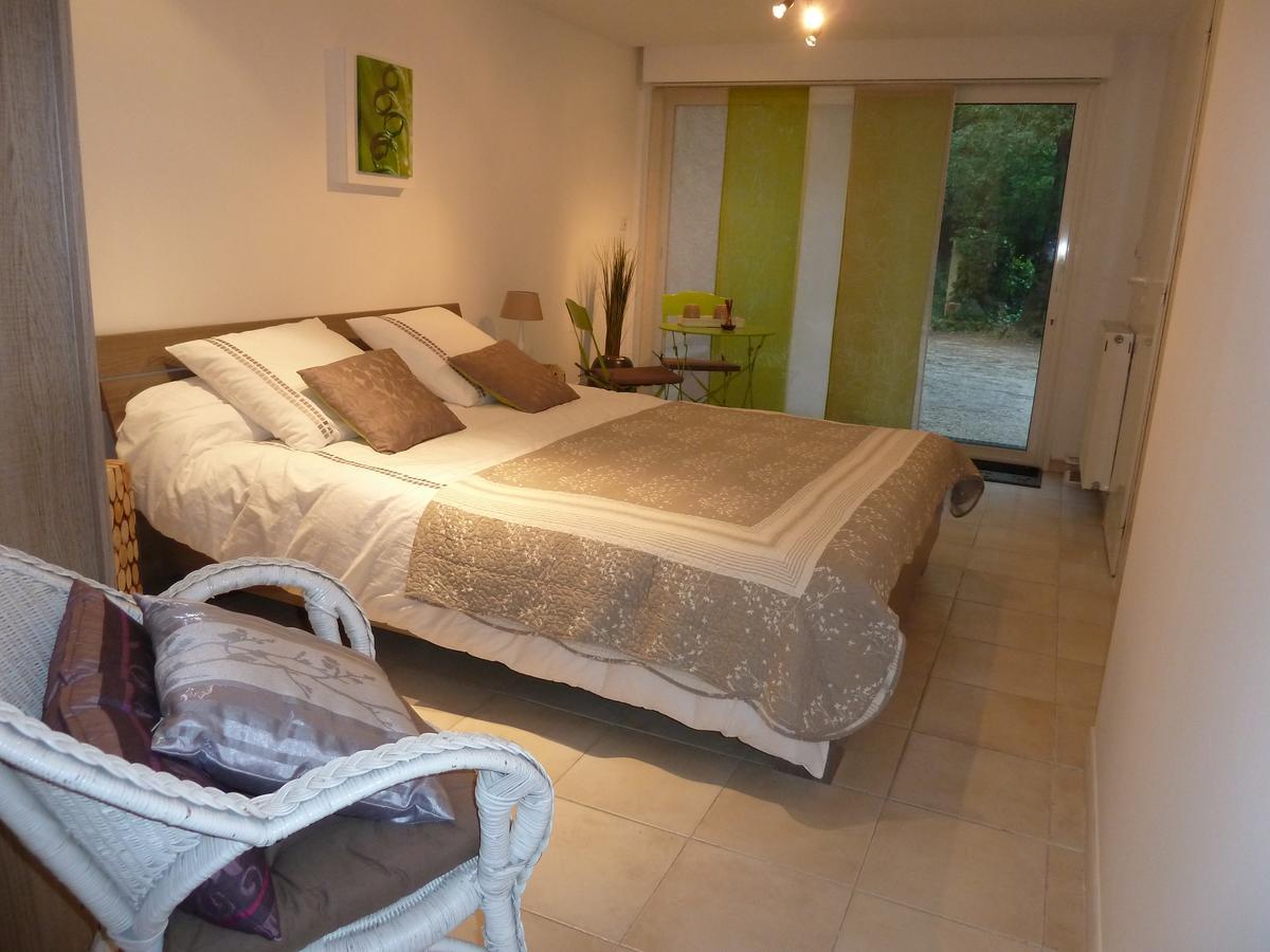 Kergio Bed & Breakfast Saint-Uze Exterior foto